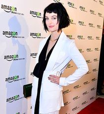 Alison Sudol, 41 год, США Alison Sudol, 41 год,